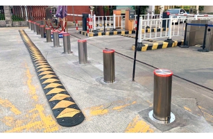 电动全自动升降柱